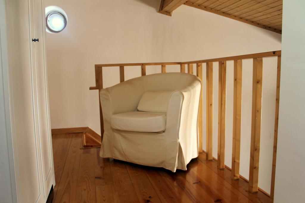 Bairro Alto House, By Timecooler Apartment Lisbon Room photo